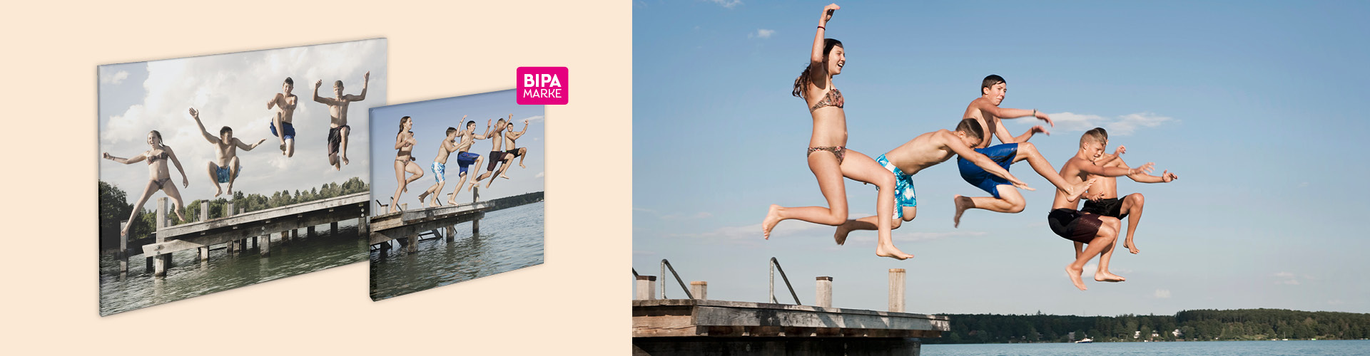 Gruppe junger Menschen springt lachend von einem Steg ins Wasser, links Wandbilder mit Sommermotiv von BIPA Fotoshop.