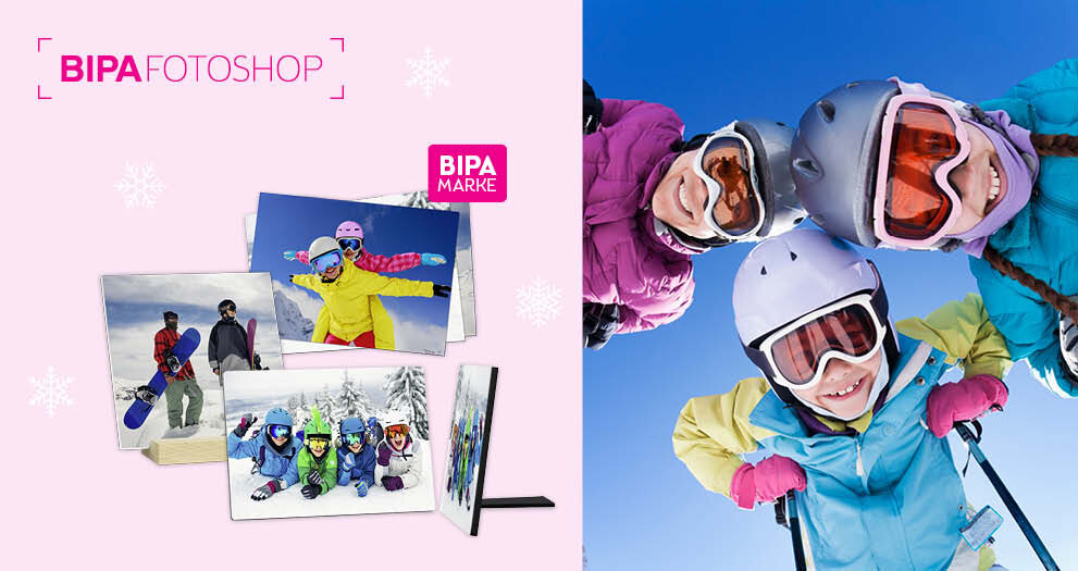 Kinder beim Skifahren und Snowboarden im Winter, daneben personalisierte Fotoaufsteller mit Wintersportmotiven.